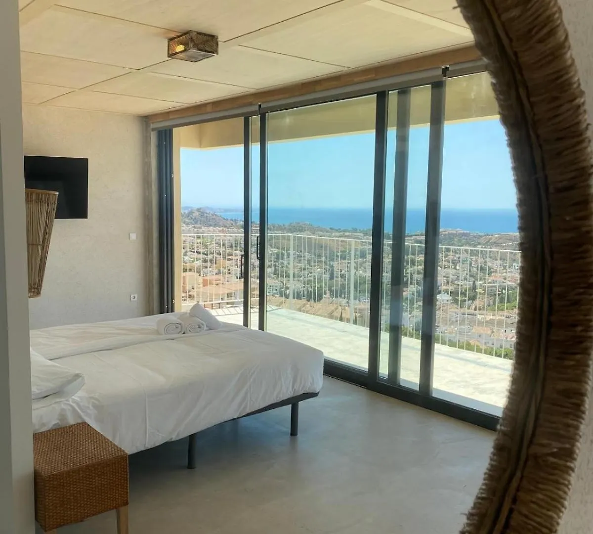 Spacious Villa With Great Views! Benalmadena Spain